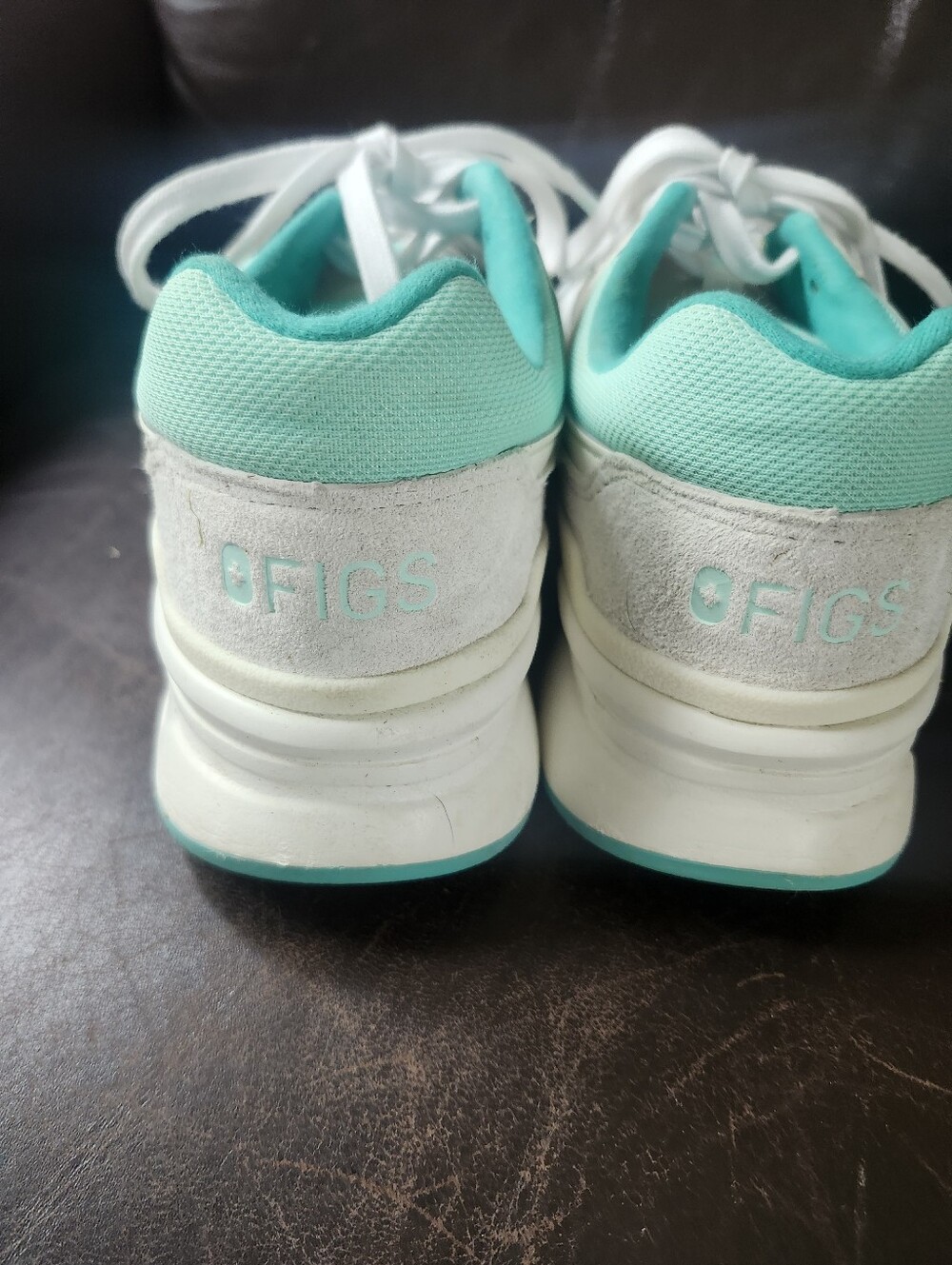 New Balance Mint Green and White Women's Athletic Sneakers - Picture 5 of 9